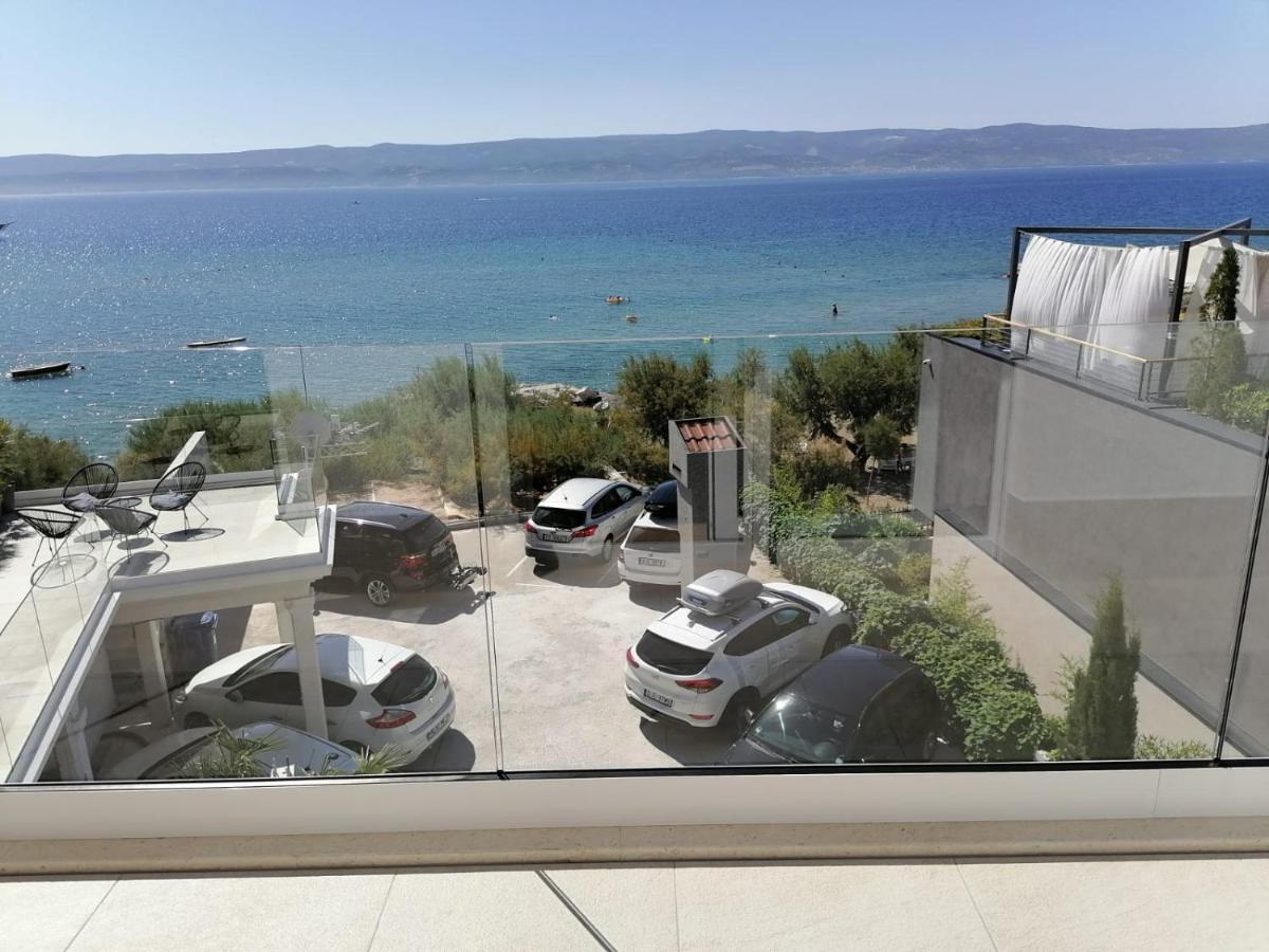 Апартаменты Anastazija Sea View Омиш Экстерьер фото